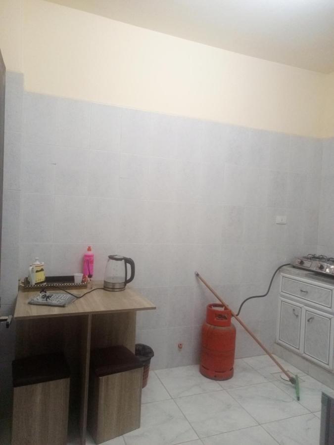 Jarajreh Apartments/ Hotel Karak Bagian luar foto