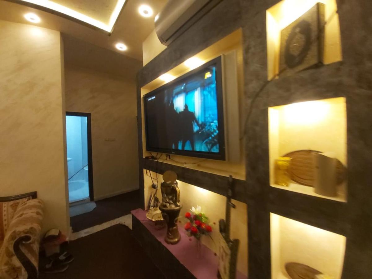 Jarajreh Apartments/ Hotel Karak Bagian luar foto